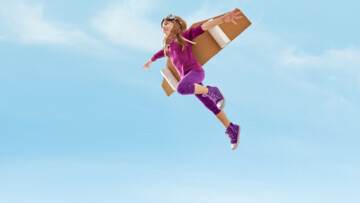 child plays in an astronaut costume and dreams of becoming a spaceman.; Shutterstock ID 353503052; client: 837; job: picturemaxx; other: susanne.finke@cornelsen.de; purchase_order: picturemaxx
child plays in an astronaut costume and dreams of becoming a spaceman.